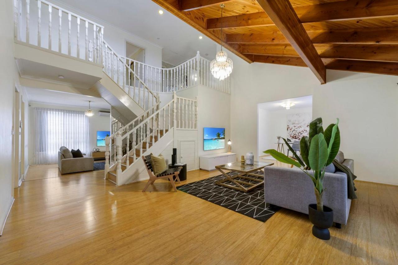 12 Mins To Mel Airport-Good Wood House Apartment Saint Albans Luaran gambar
