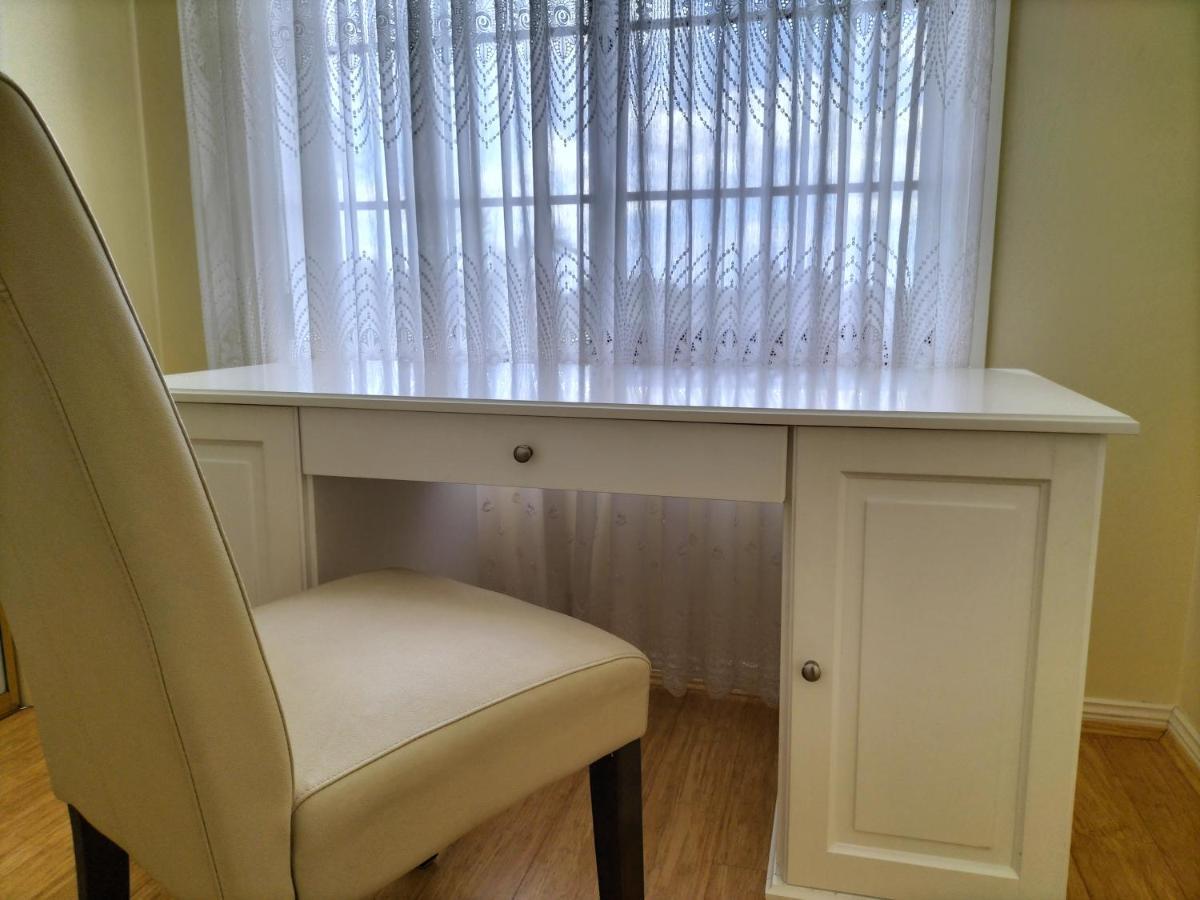 12 Mins To Mel Airport-Good Wood House Apartment Saint Albans Luaran gambar